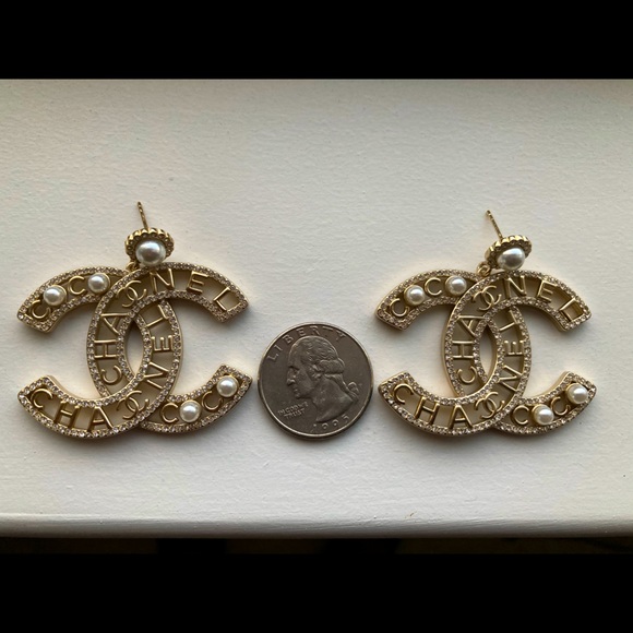 Chanel Pearl Drop Earrings - Picture 3 of 5